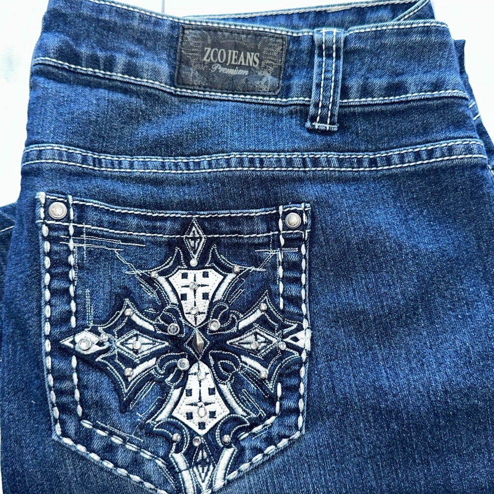 ZCO Jeans Women's Embroidered Blue Denim